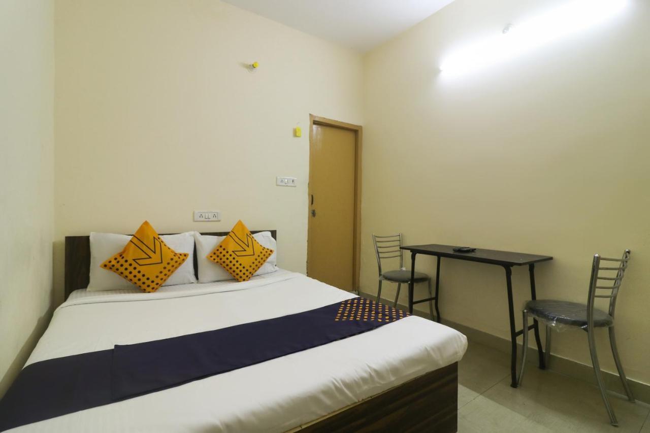 Spot On Negi Home Stay Dehradun Exterior foto